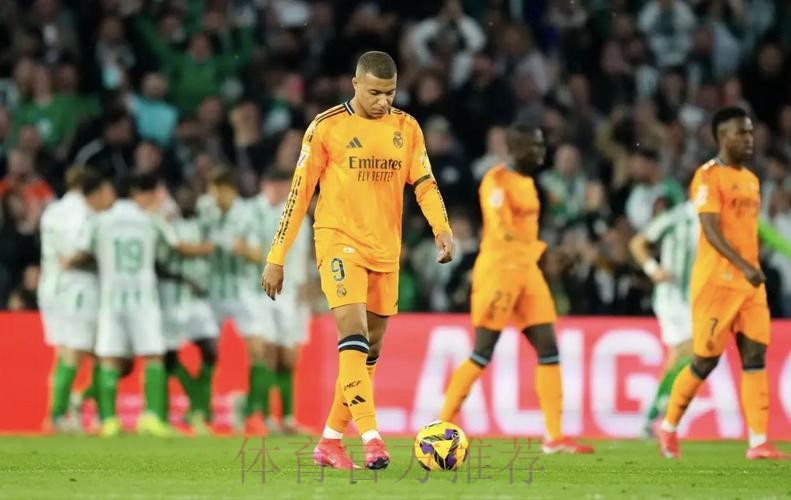 马卡-皇马近5轮仅5分 3次被判点球都在裁判风波后